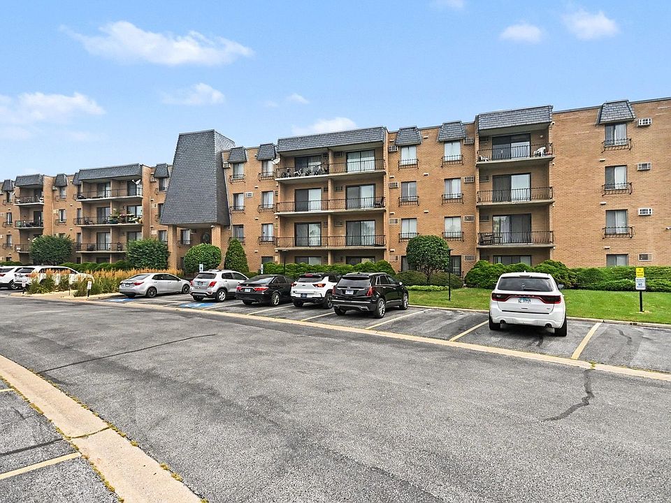 1st image of 931 Arquilla Dr #413
