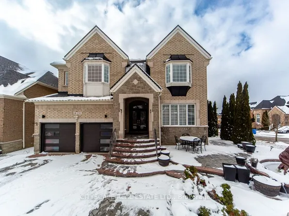 136 Manley Ave, Whitchurch Stouffville, ON L4A 0C5