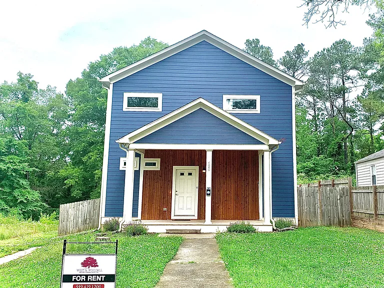 620 W Markham Ave #A — Photo 1