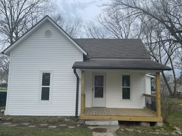 1201 Green St, Harrisonville, MO 64701