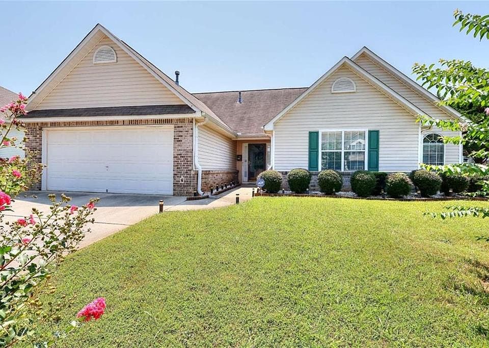 1st image of 5270 Yellow Pine Dr