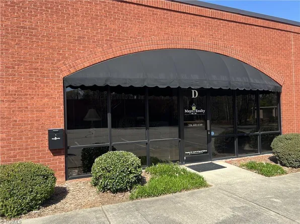 2235 Lewisville Clemmons Rd, Clemmons, NC 27012
