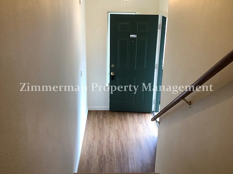2727 Gateway St #35 — Photo 14