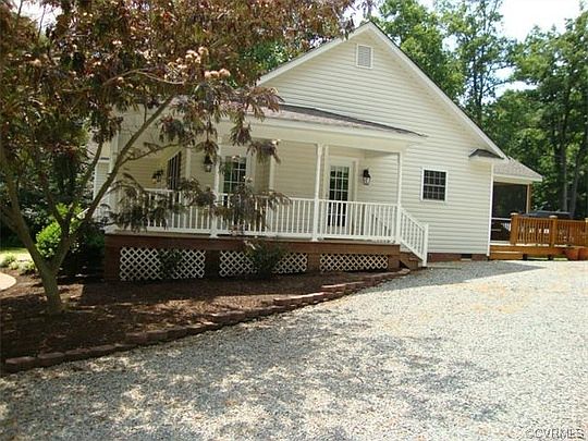 3rd image of 9011 Oak Forest Dr