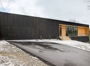 6850 Blue Ridge Dr NE, Belmont, MI 49306