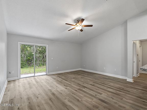5th image of 3181 GARDEN ACRES Court E