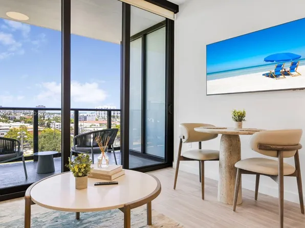 580 72nd St Unit 613, Miami Beach, FL 33141