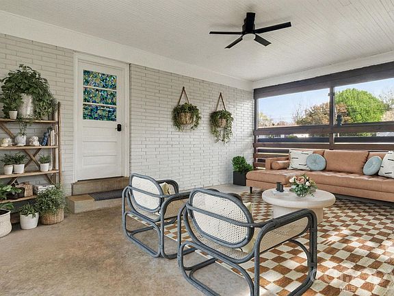 4th image of 9290 Fisher Rd