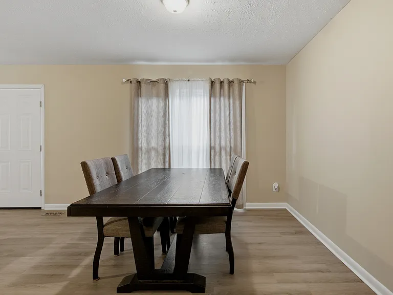 6853 Marlowe Dr — Photo 11