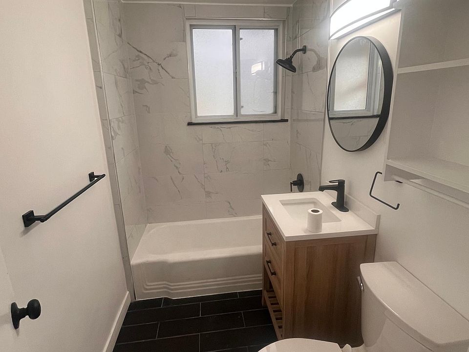 bathroom / shower