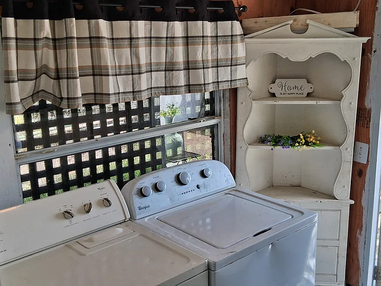 1731 Ixora Dr — Photo 13