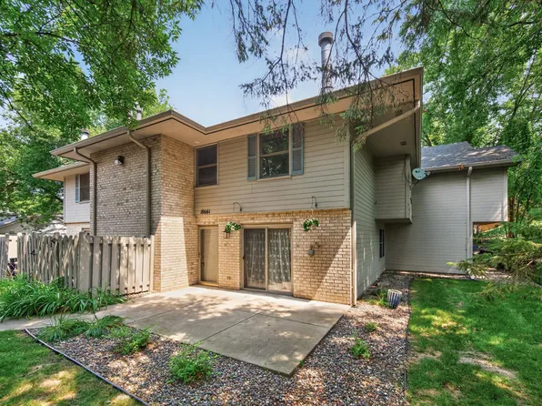 18661 Clear View Ct, Minnetonka, MN 55345