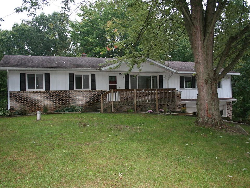 1st image of 6210 Maksimowski Ave NE