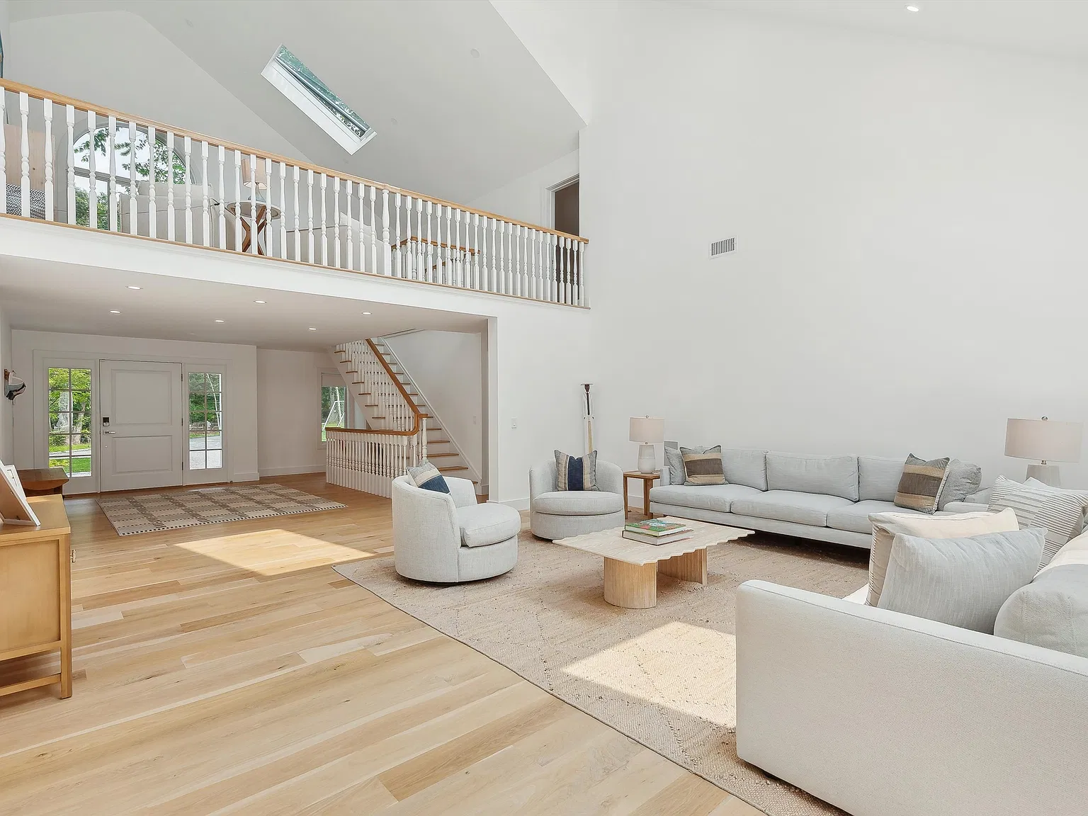 Exceptional Quogue Village Rental - New Construction — Photo 4
