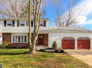 1630 Pin Oak Rd, Williamstown, NJ 08094