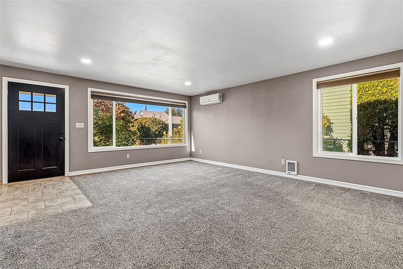 3rd image of 630 Clark Street