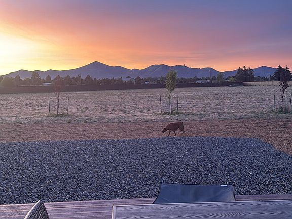 4th image of 15317 SW Steelhead Rd