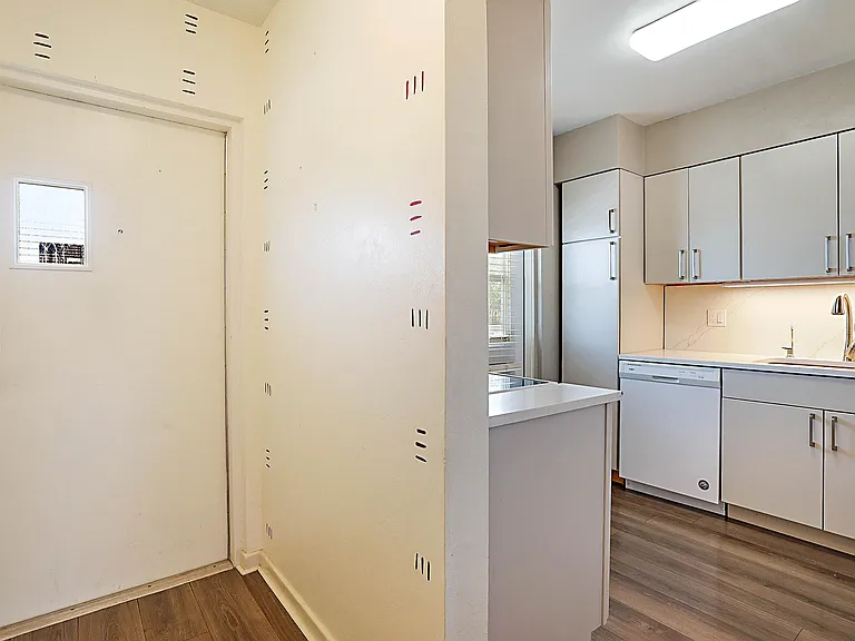 230 N Federal Hwy #305 — Photo 10