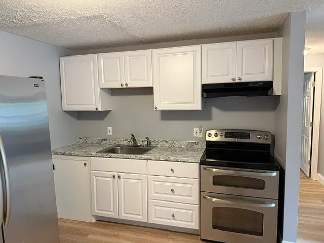 2 bed, $1,800 — Photo 4