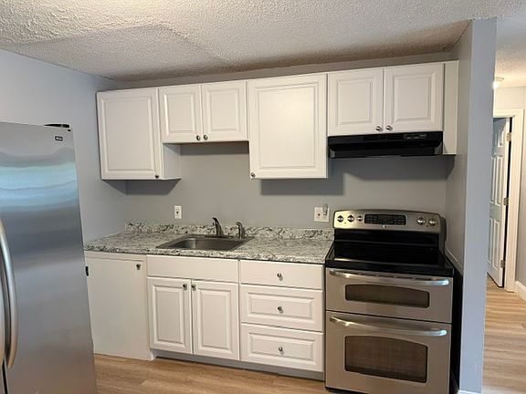4th image of 187-189 Broadway #5
