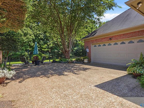 5th image of 3708 Brazos Ct SW