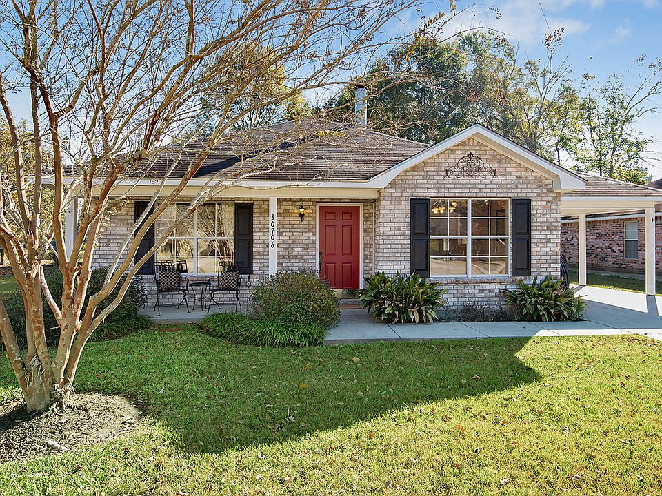 1st image of 30706 Country Club Ln
