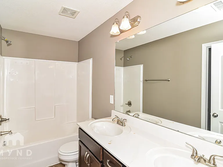 619 Woodhaven Dr — Photo 12