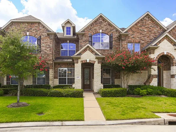 16011 Powder Springs Ln, Houston, TX 77070