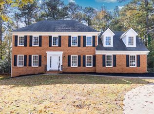 2482 Williamsdowns Cir, Snellville, GA 30078