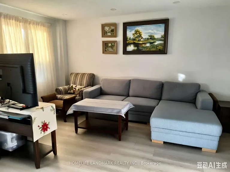 75 Weldrick Rd E #818 — Photo 2