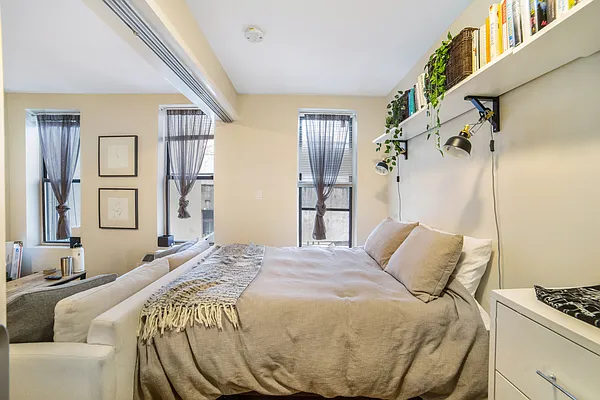 Rented by Corcoran | media 19