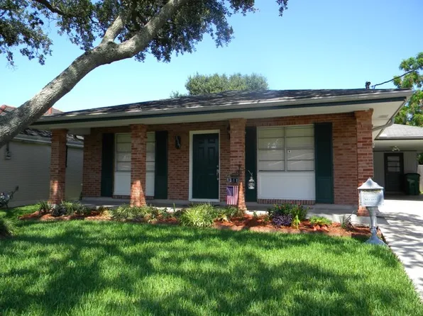 1361 Ocean Dr, Metairie, LA 70005