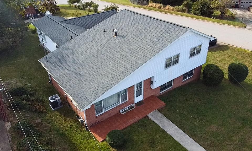 1st image of 541 Holbrook St