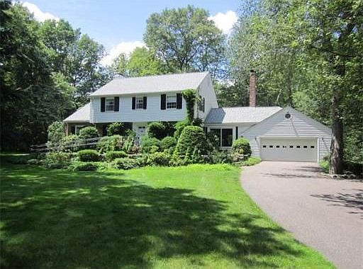 2nd image of 3 Driftwood Ln
