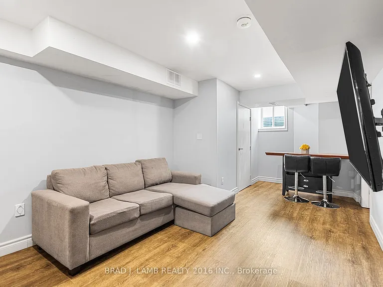 3 Hearson St #BASEMENT — Photo 18