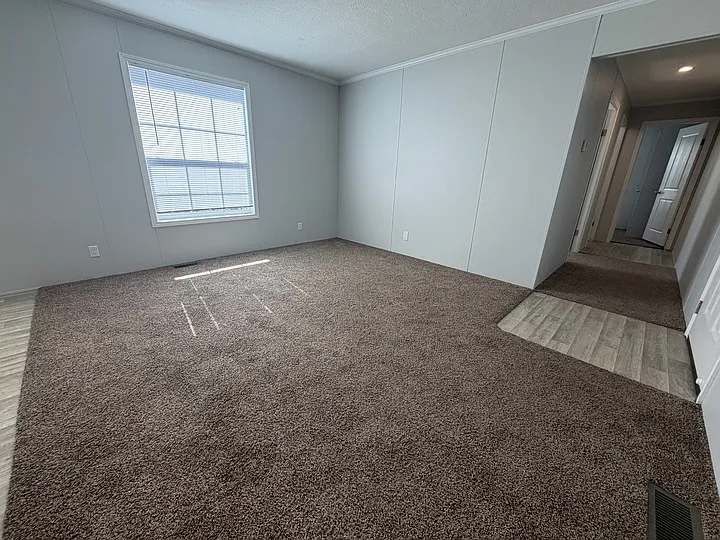 38000 Le Chateau Blvd #828 — Photo 2