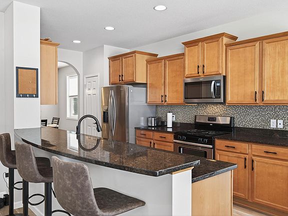 2nd image of 8599 Oakview Way N