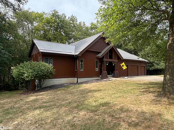 2nd image of 1500 Dogwood Dr