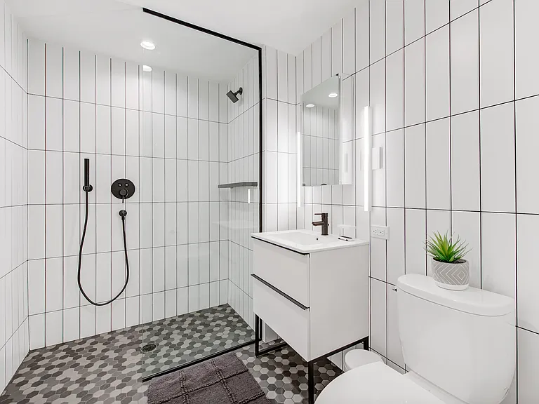 186 N 6th St #207 — Photo 10