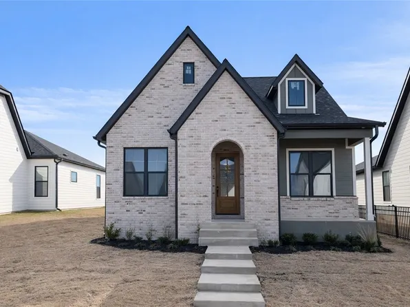 2319 S 31st St, Rogers, AR 72758