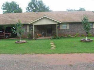 8602 N Harrah Rd, Harrah, OK 73045