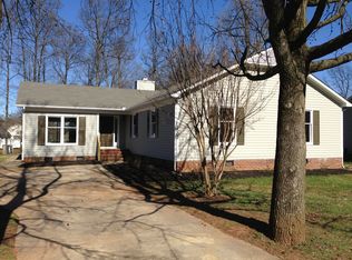 2502 Darden Rd, Greensboro, NC 27406