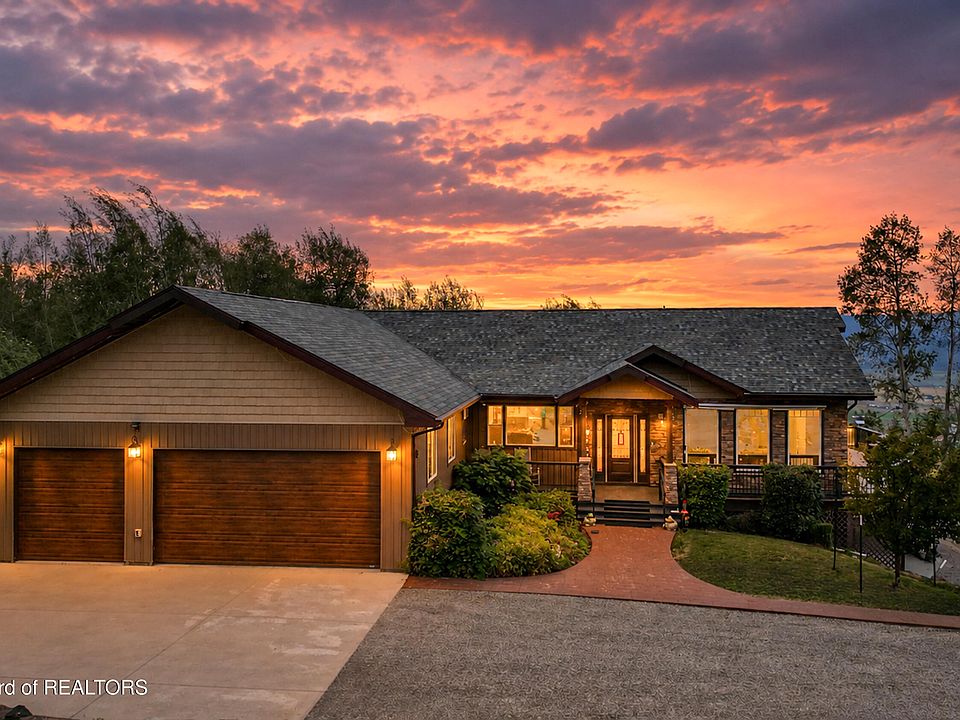 1st image of 397 Dogwood Dr