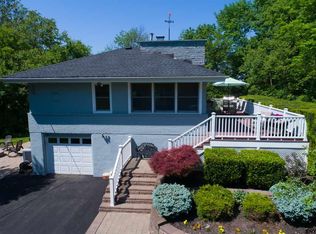 16 Bingham Rd, Selkirk, NY 12158