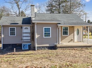 188 Wallrose Heights Rd, Baden, PA 15005