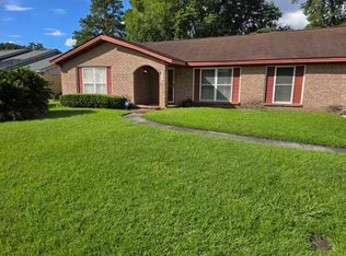 208 Leeds Gate Rd, Savannah, GA 31406