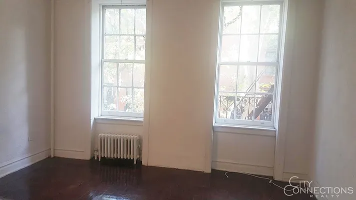 Rented by City Connections Realty | media 7