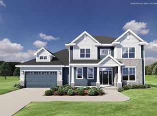 W201N5492 Magnolia Ln, Menomonee Falls, WI 53051