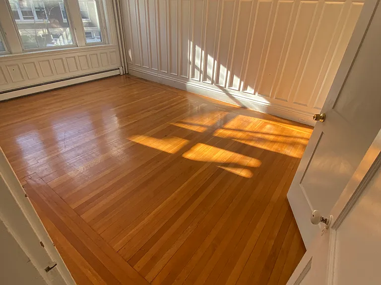 17 Gibbs St #1 — Photo 2