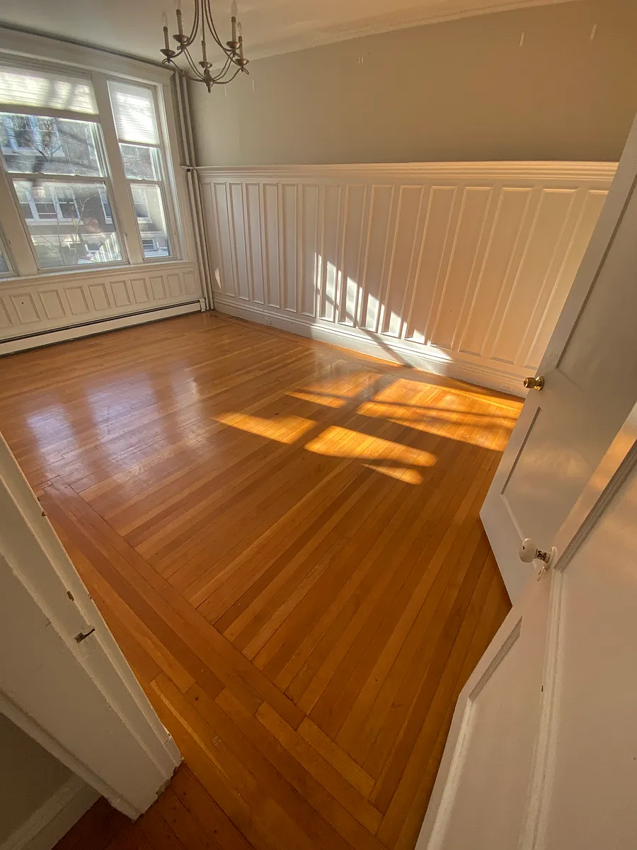Building Photo - 17 Gibbs St #1